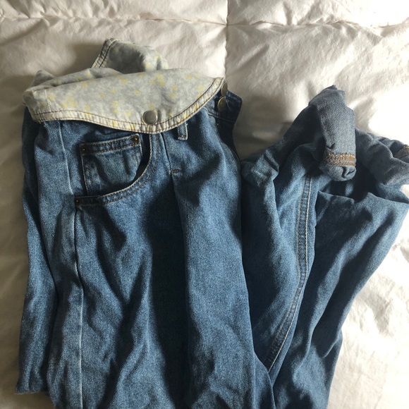 Urban Outfitters Mom Jeans - Picture 2 of 2